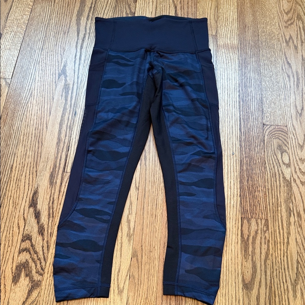 Women’s lululemon Camouflage Leggings